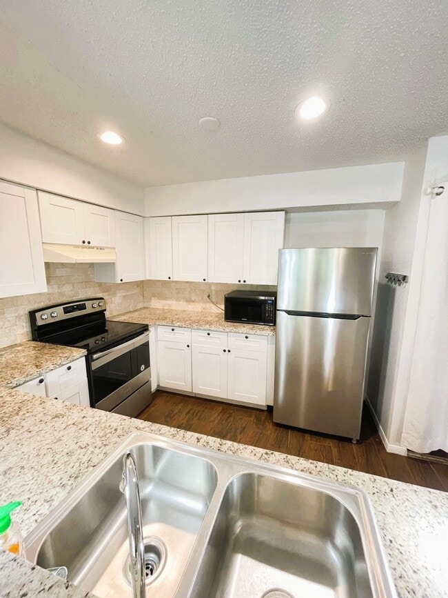 Building Photo - 2300 Old Spanish Trl Unit 1078