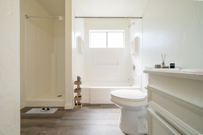 Photo - 800 E Bobier Dr