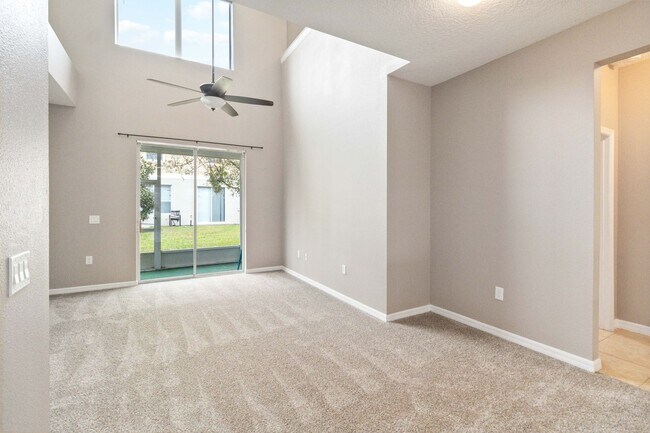 Photo - Beautiful Two Story 3/2.5 Town Home w/ Loft & Screened Porch in St. Cloud