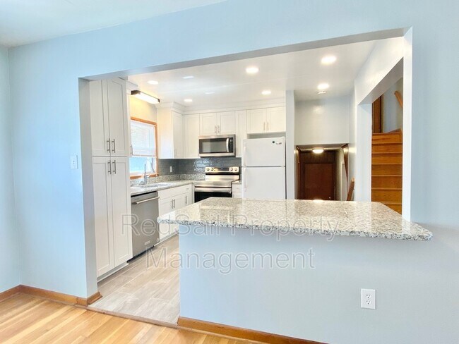 Photo - 137 Tanglewood Dr