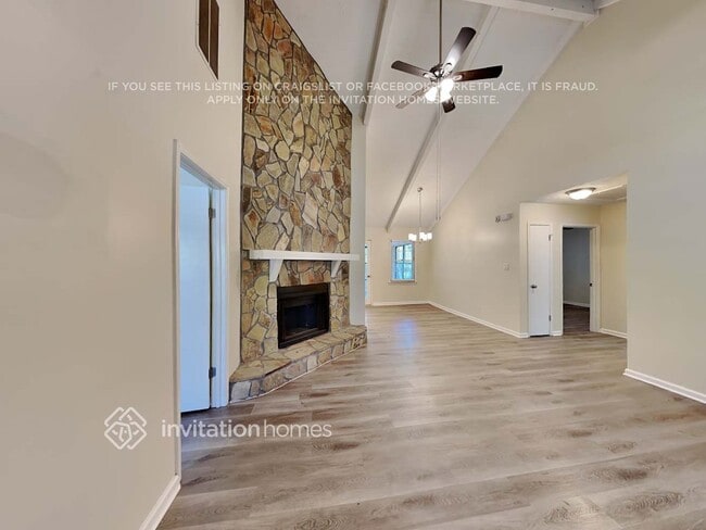Photo - 2638 Windmere Dr NW
