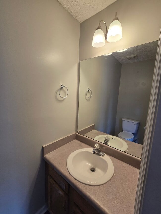 Photo - NEW LISTING!!!!!