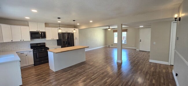 Photo - 751 Vía Los Santos