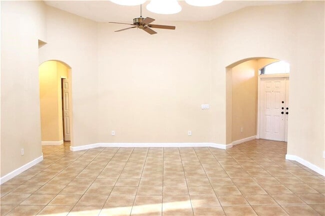 Photo - 10670 Old Hammock Wy