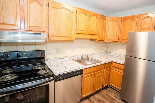 Photo - 184 Parker Hill Ave Unidad 30