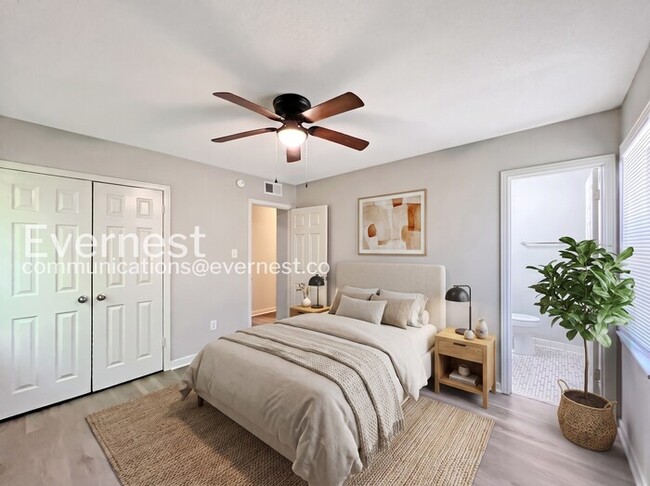 Photo - 4 Bed, 1.5 Bath Home with Fenced Yard / Pet-Friendly / Coming Soon!