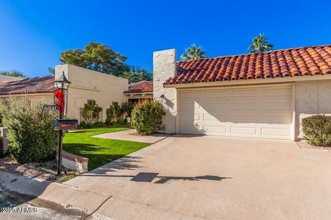 Photo - 5510 N 71st St