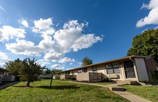 Photo - Montrose Square