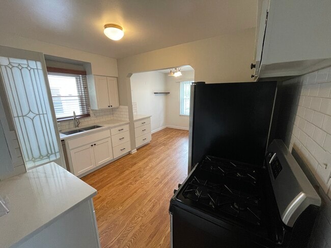 Photo - 1824 Westgate Ave