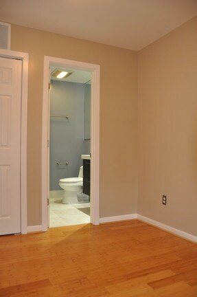 Photo - 2106 12th Pl NW