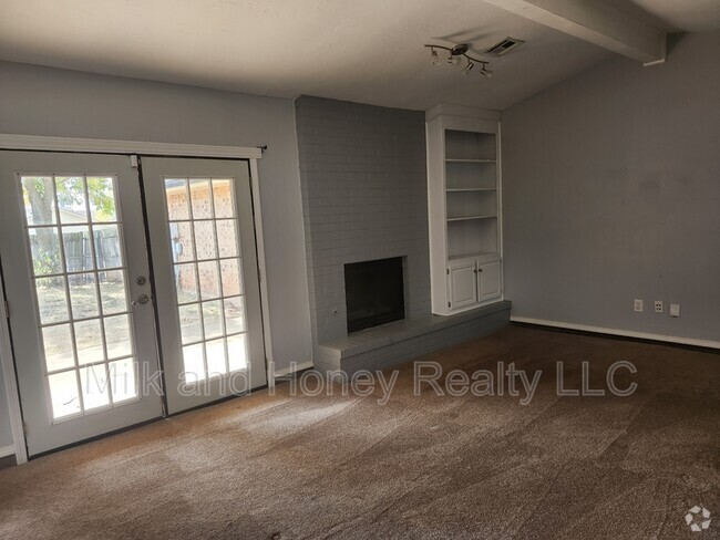 Building Photo - 516 NW 139th St Rental