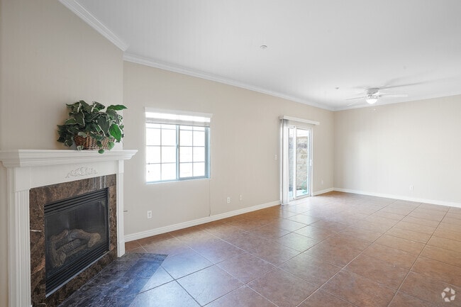 3 BR, 2.5 BA - 1,485 SF