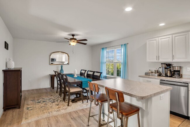 Photo - Luxury 4/BR townhome in Carlisle