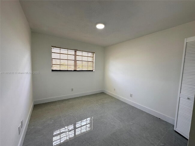 Photo - 3952 SW 136th Ave