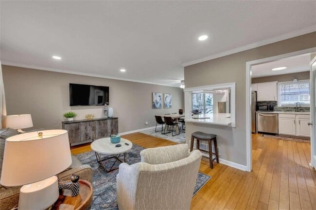 Photo - 5005 Maryland Dr