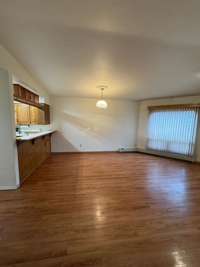 Photo - 2 bed/ 1 bath condo in UMED