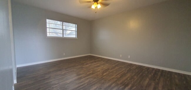 Photo - LOVELY 3 bedroom 2 bath home COMING SOON!