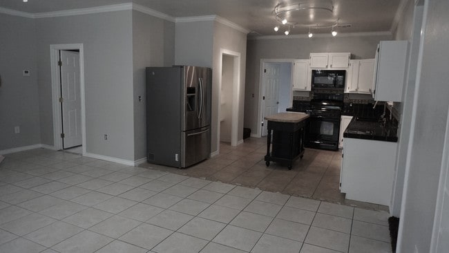 Photo - 111 Rolling Hills Dr