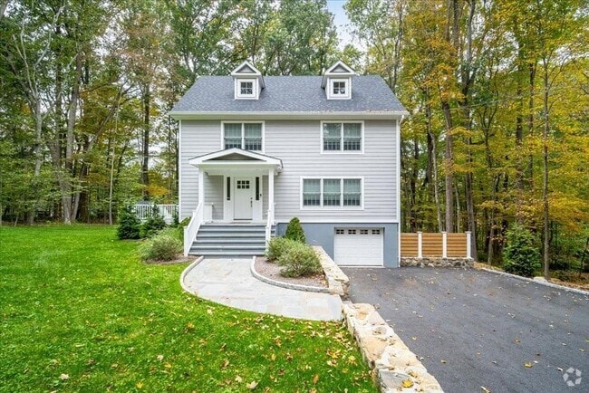 Building Photo - 23 Lower Salem Rd Rental