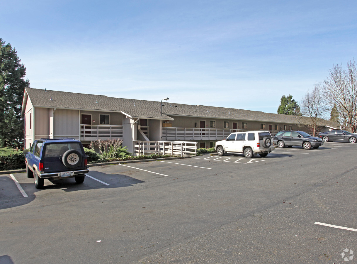 Valley View Apartments - Valley View Apartments