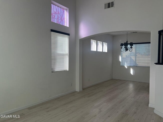 Photo - 4111 Vahan Ct