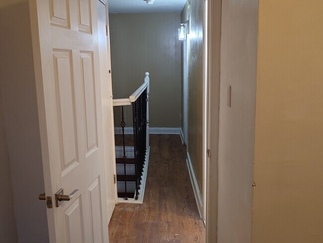 Photo - 2224 Latona St