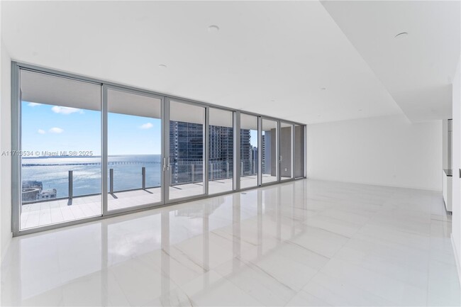 Photo - 300 Biscayne Blvd Way Condominio Unidad 4102