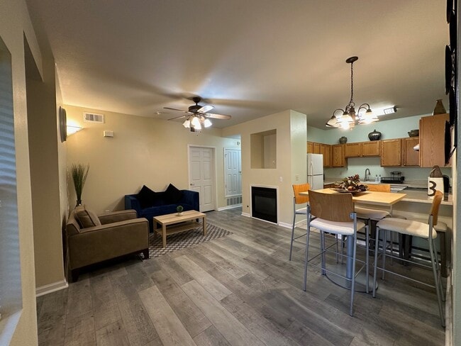 Photo - 18345 E Flora Dr Unidad K
