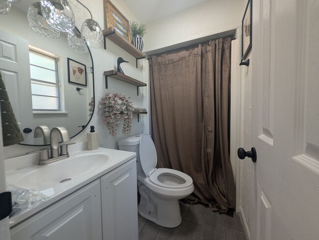 Photo - 4603 Verbena St