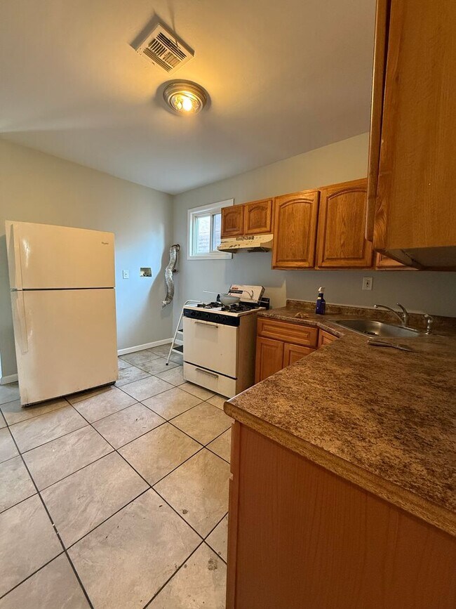 Photo - 240 Halsted St Unidad 3