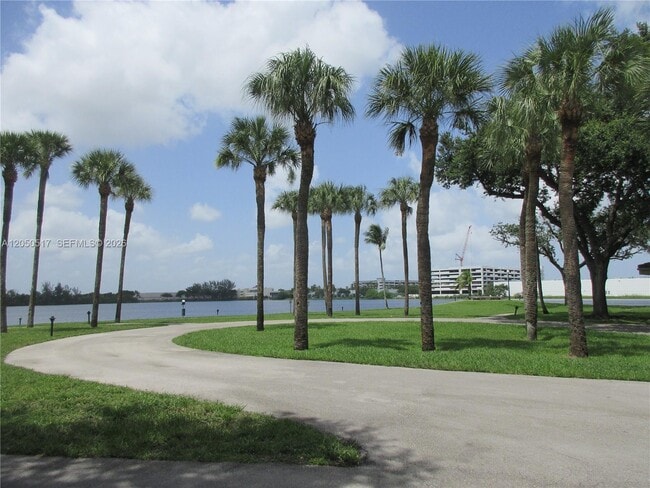 Photo - 15545 Miami Lakeway N Unit 211