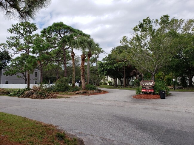 Crystal Trace Apartments