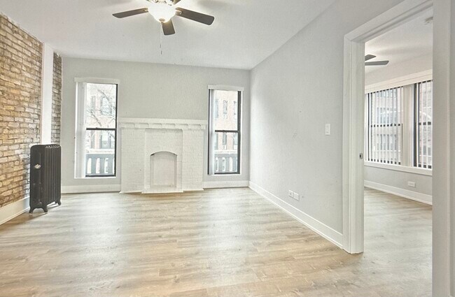 Building Photo - 1655 W Jonquil Ter Rental