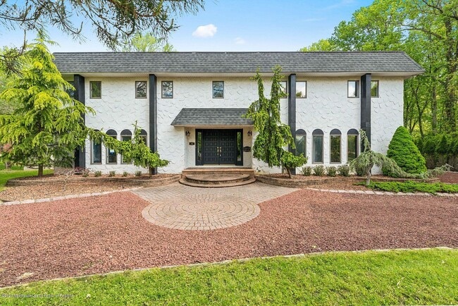 Photo - 33 Heath Ave