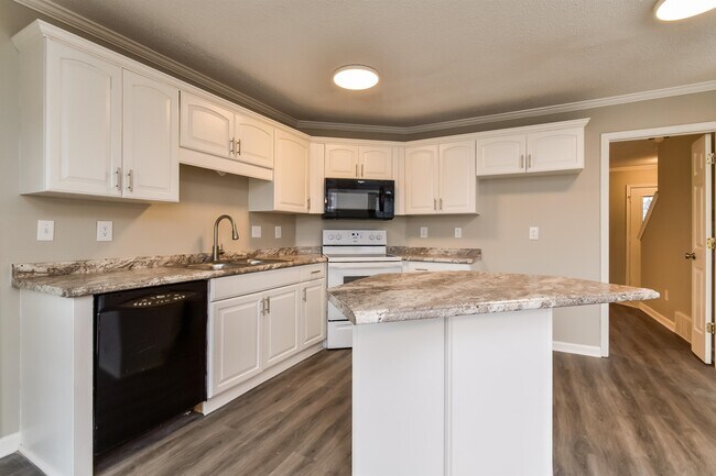 Photo - 4960 Grand Pines Dr