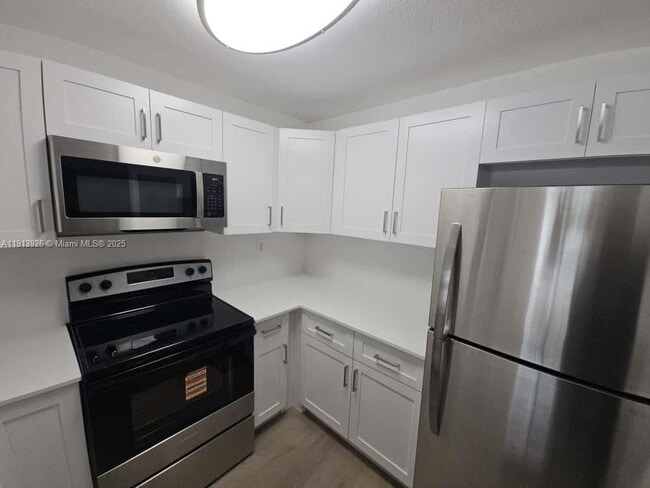 Photo - 8101 Crespi Blvd Unit 204