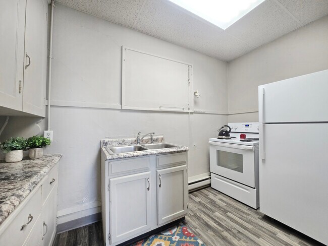 Photo - 221 1st Ave N Unit 4