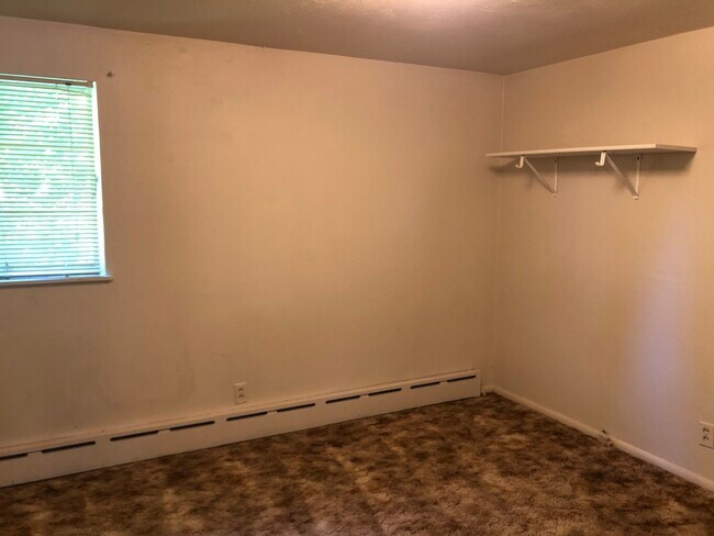 Photo - 1330 NE Hillside Dr Unit A