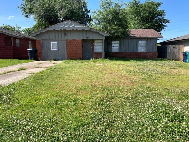 4 bed Garage conversion in Okc - 4 bed Garage conversion in Okc House