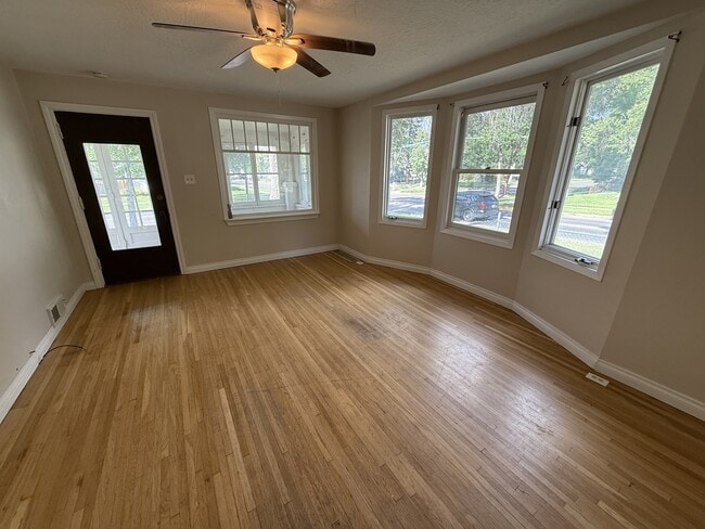 Building Photo - 2526 1st Ave N Rental