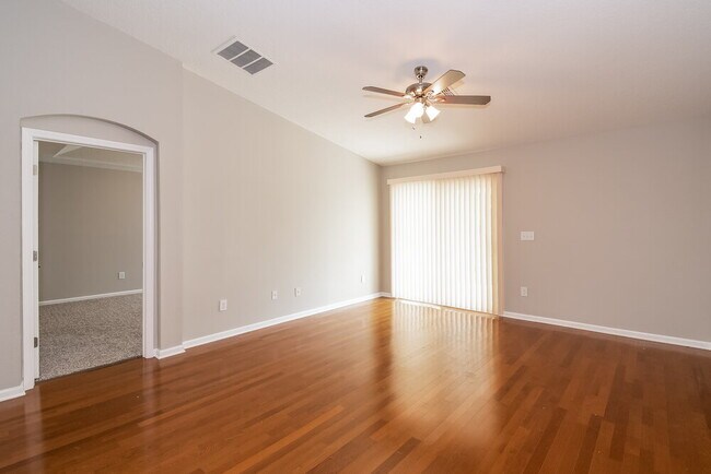 Photo - 16247 Magnolia Grove Way