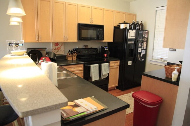 Photo - Charming 2 Bedroom/2 Bath condo close to uptown