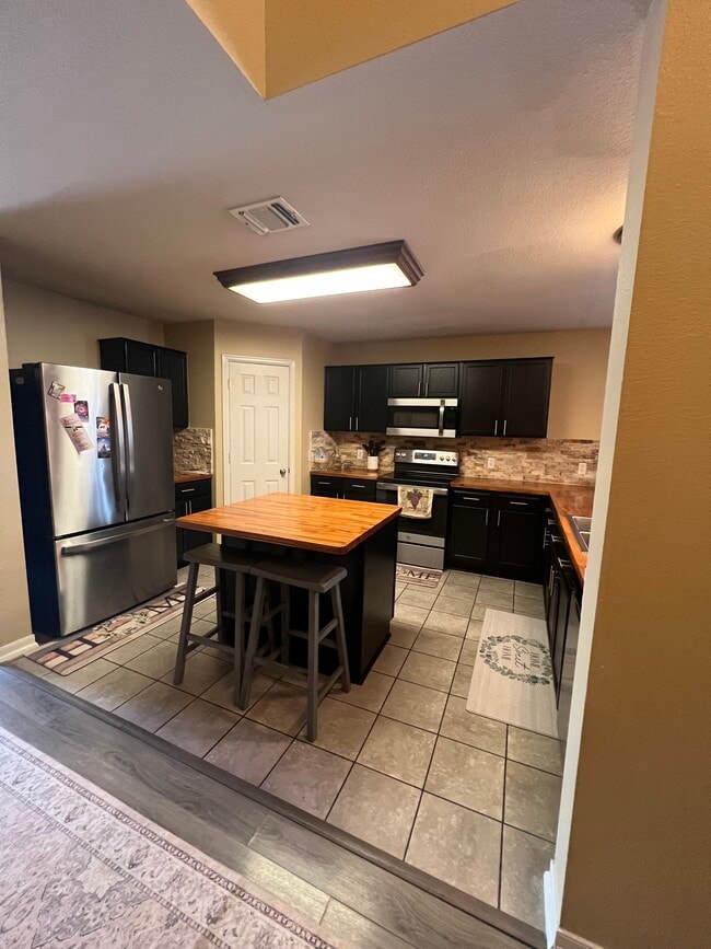 Photo - 3703 Fiesta Tr