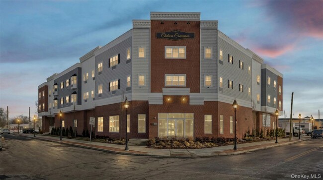 Building Photo - 227 4th Ave Unit 307F