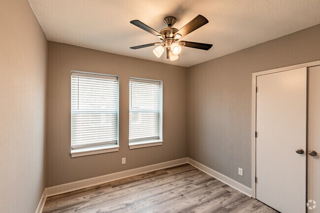 Apt. 207