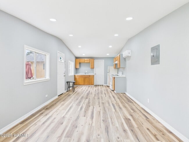 Photo - 300 Gauthier Rd