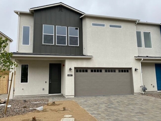 New Townhome at Falcon Ridge in North Reno - New Townhome at Falcon Ridge in North Reno