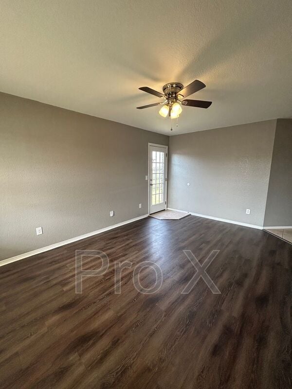 Photo - 1598 Tolleson Loop