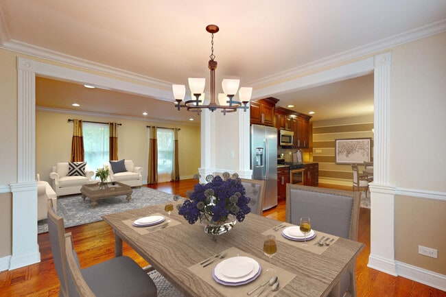 Dining Room - 1327 Larchmont Dr