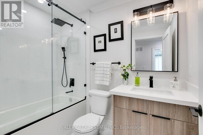 Photo - 30 Morgan Ave